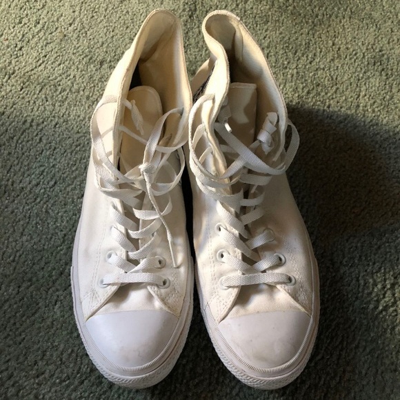 Chuck Taylor Converse - Picture 3 of 3